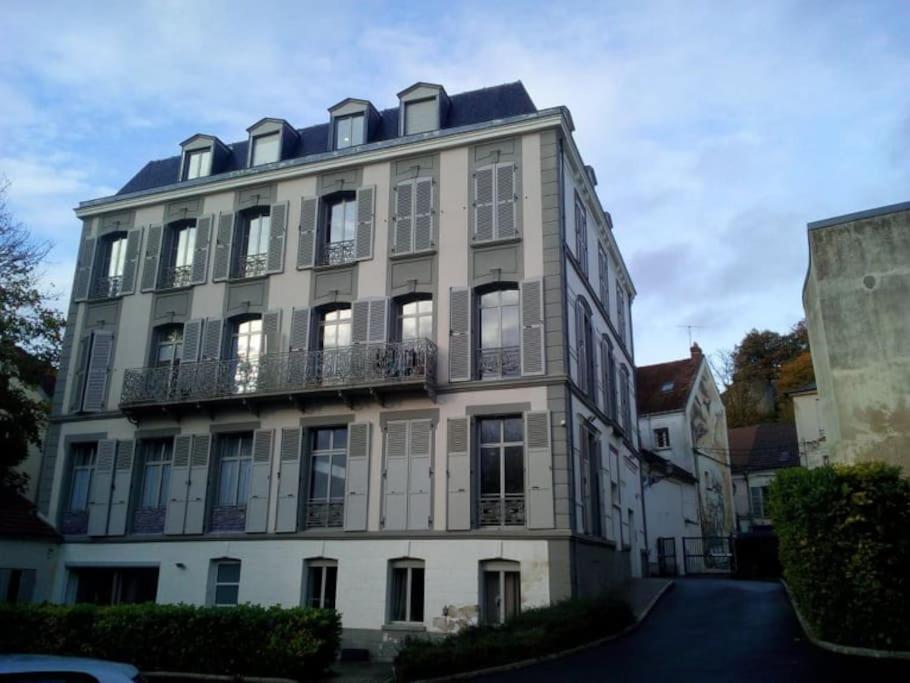 Bel Appart. / Residence De Standing / Plein Centre Chateau-Thierry Luaran gambar